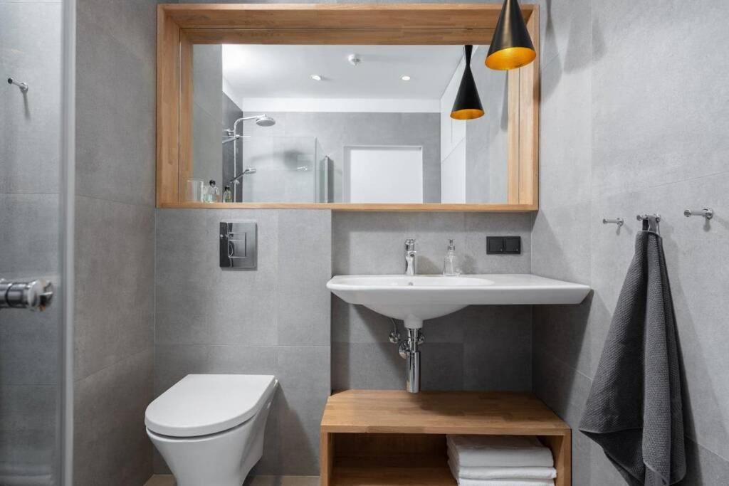 Stylish Apartment Luminis In Krakow'S Kazimierz Екстериор снимка
