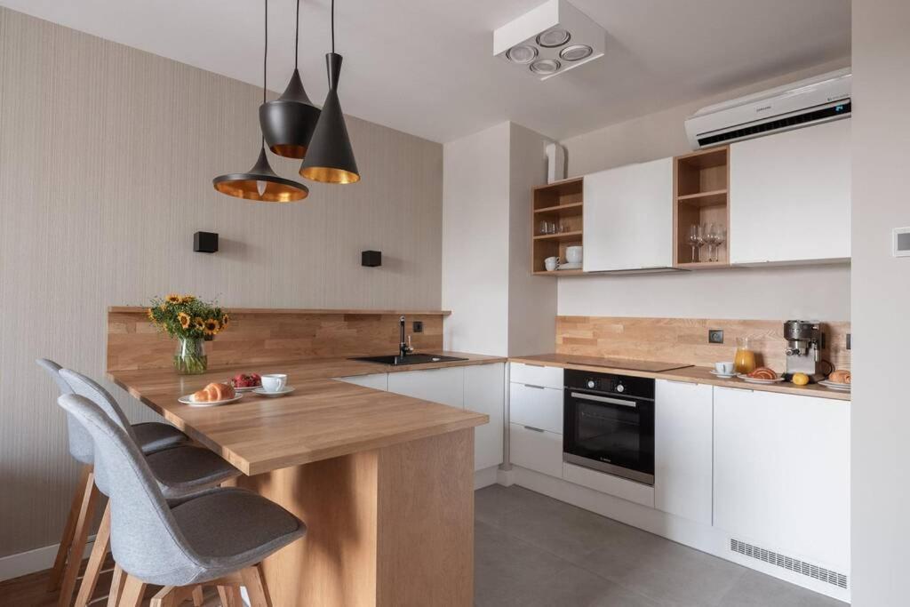 Stylish Apartment Luminis In Krakow'S Kazimierz Екстериор снимка